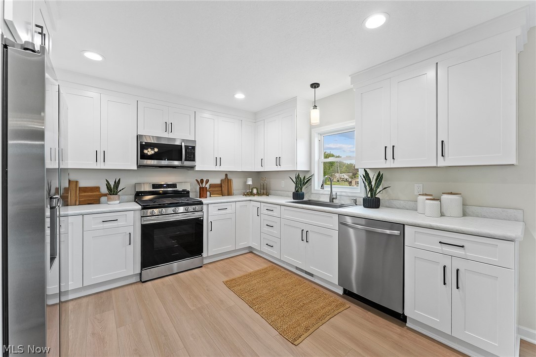 704 Cranberry Creek Boardman OH 44512