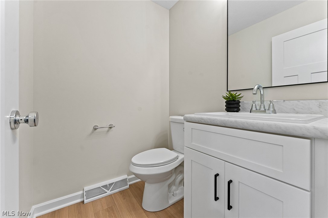 704 Cranberry Creek Boardman OH 44512
