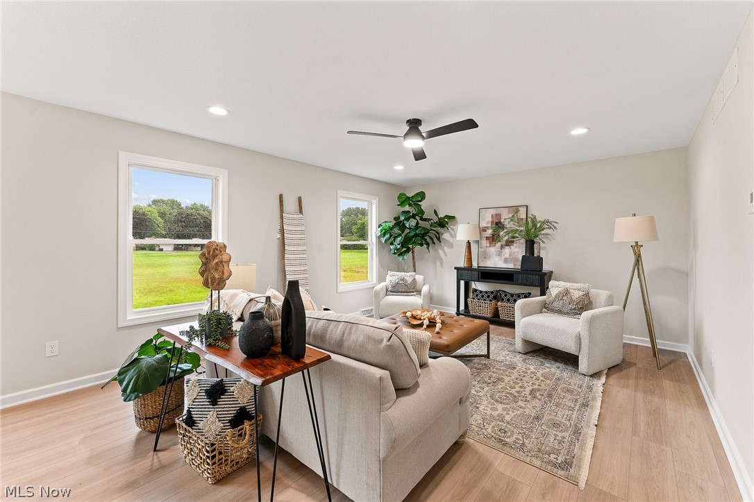704 Cranberry Creek Boardman OH 44512