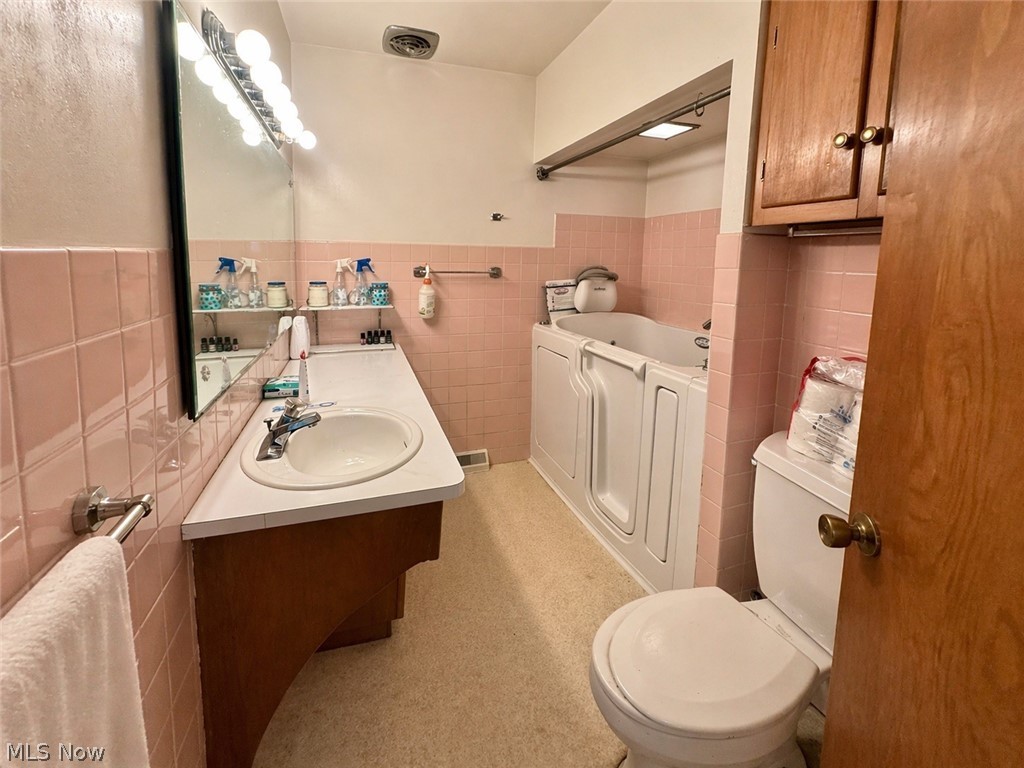 3262 Royalton Road North Royalton OH 44133