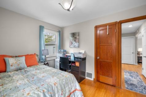 4052 W 223rd Street Fairview Park OH 44126