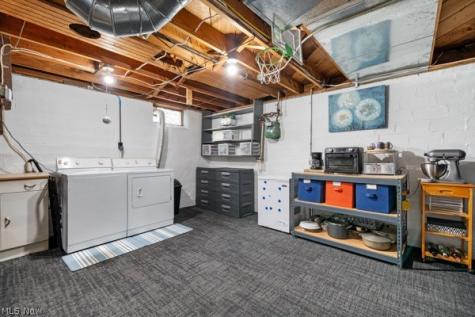 4052 W 223rd Street Fairview Park OH 44126