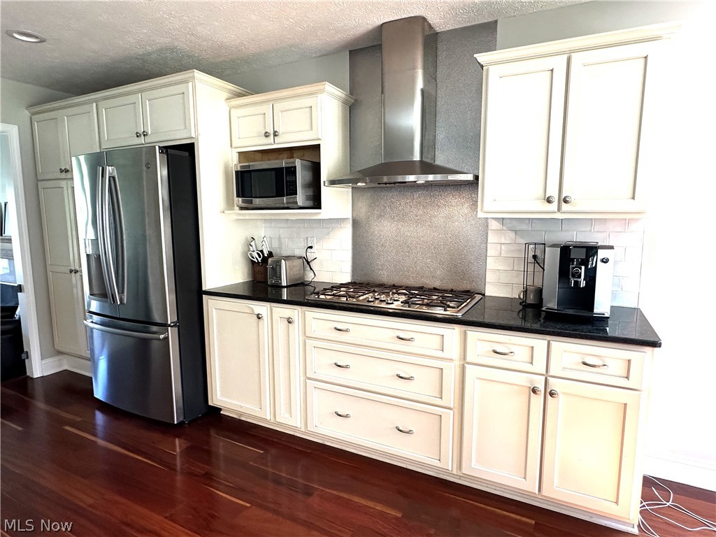 723 Sawmill Drive Avon Lake OH 44012