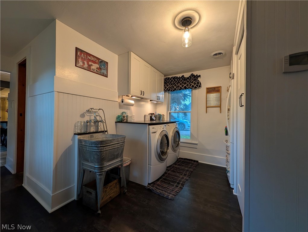 412 High Street Dresden OH 43821