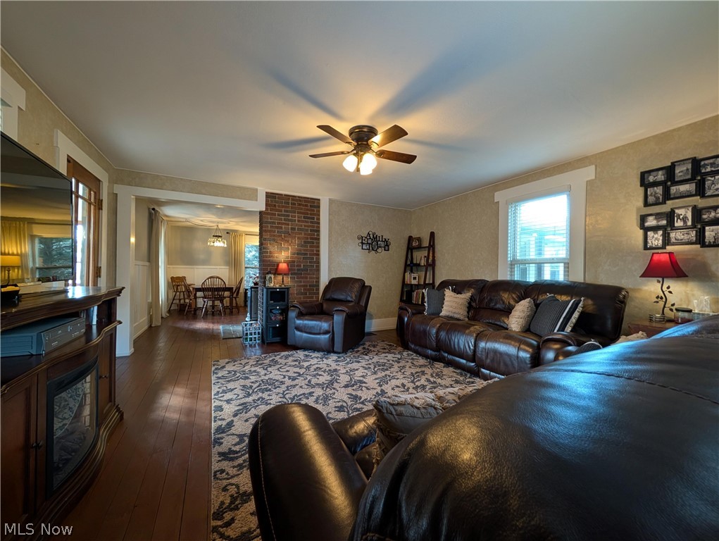 412 High Street Dresden OH 43821