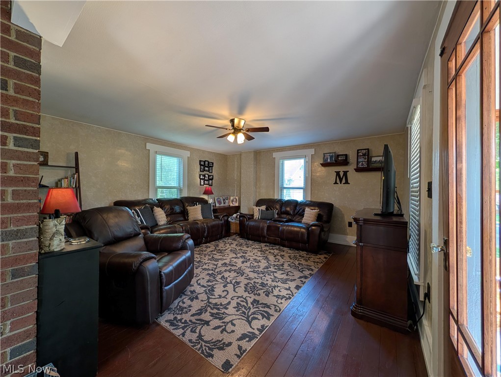 412 High Street Dresden OH 43821