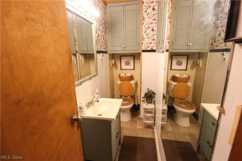 3363 Greensburg Road North Canton OH 44720