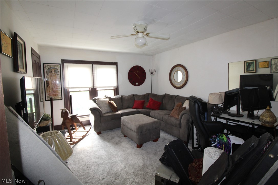 3363 Greensburg Road North Canton OH 44720