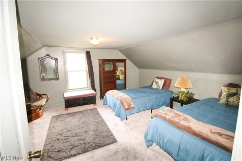 3363 Greensburg Road North Canton OH 44720
