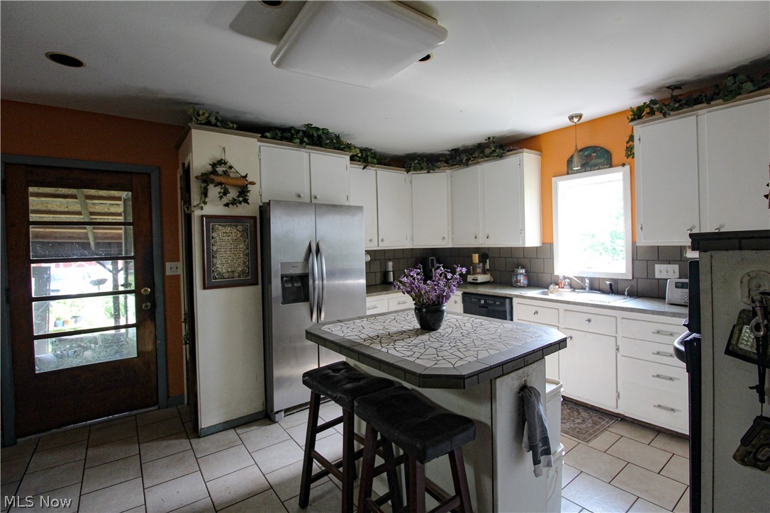 3363 Greensburg Road North Canton OH 44720