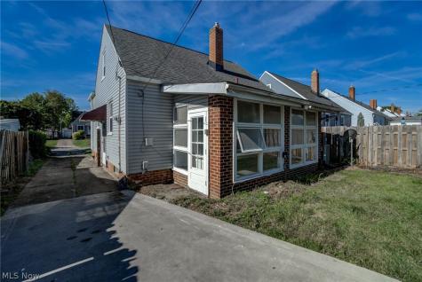 5410 Renwood Drive Parma OH 44129