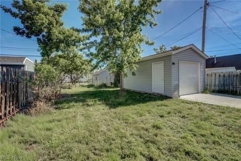 5410 Renwood Drive Parma OH 44129