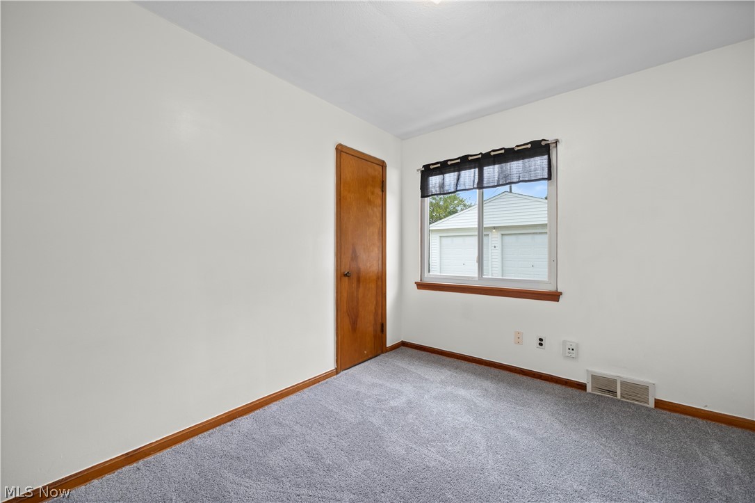 5924 Monica Lane Garfield Heights OH 44125