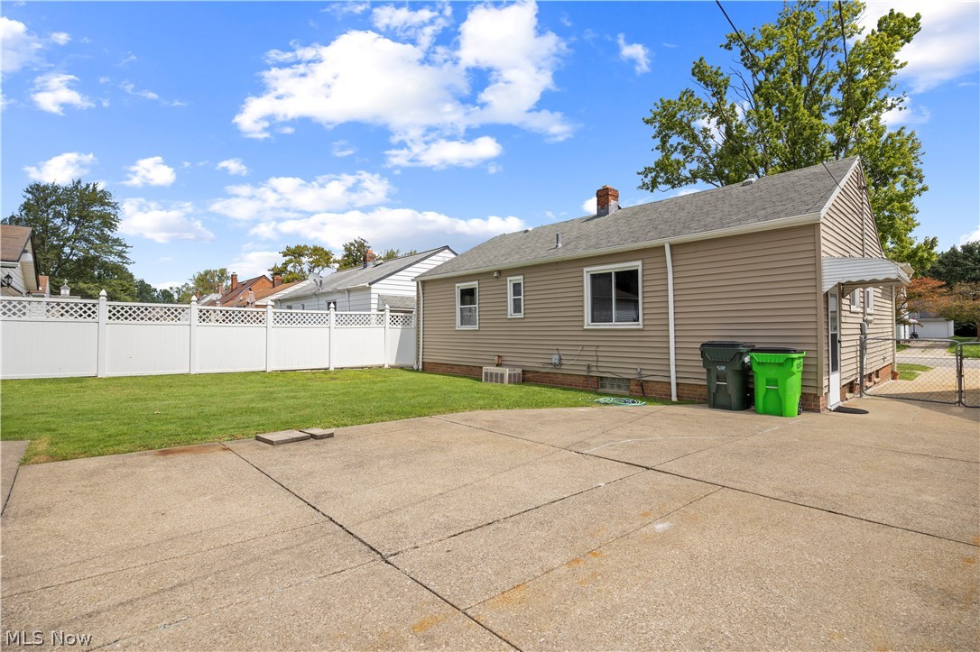 5924 Monica Lane Garfield Heights OH 44125
