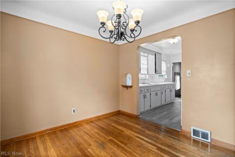 5924 Monica Lane Garfield Heights OH 44125