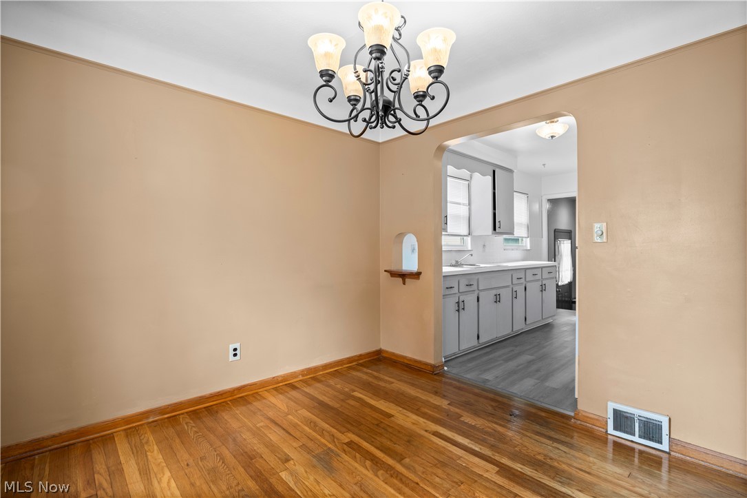 5924 Monica Lane Garfield Heights OH 44125