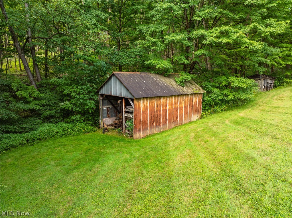 5698 State Route 515 Millersburg OH 44654