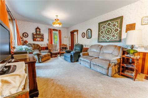 5698 State Route 515 Millersburg OH 44654