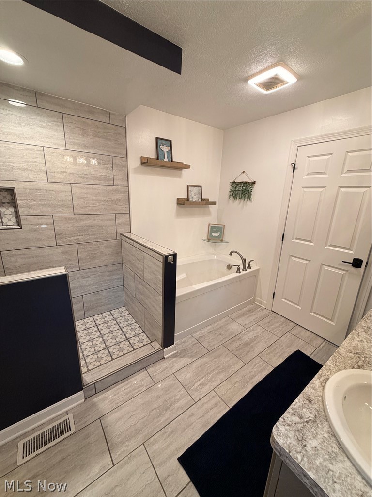 38957 County Road 33 Warsaw OH 43844