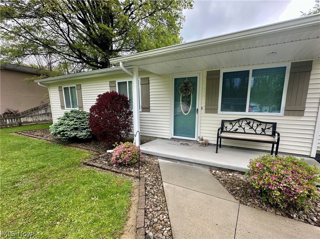 1298 Elberon Avenue Salem OH 44460