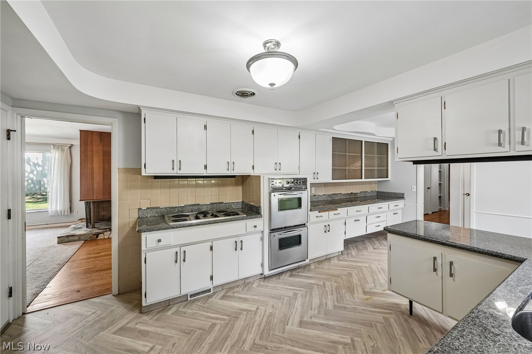 1355 Forest Hills Boulevard Cleveland Heights OH 44118