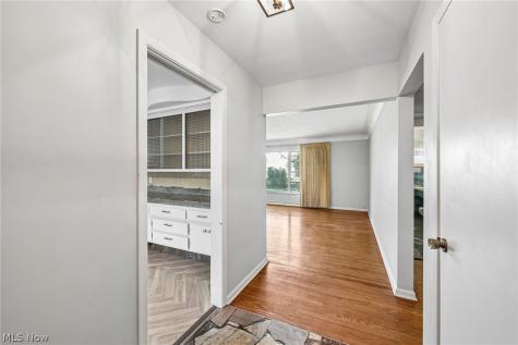 1355 Forest Hills Boulevard Cleveland Heights OH 44118
