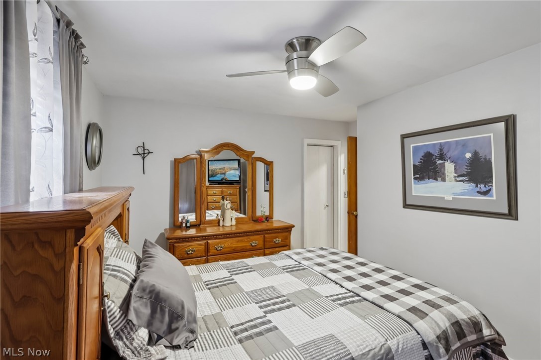 394 E Park Avenue Barberton OH 44203