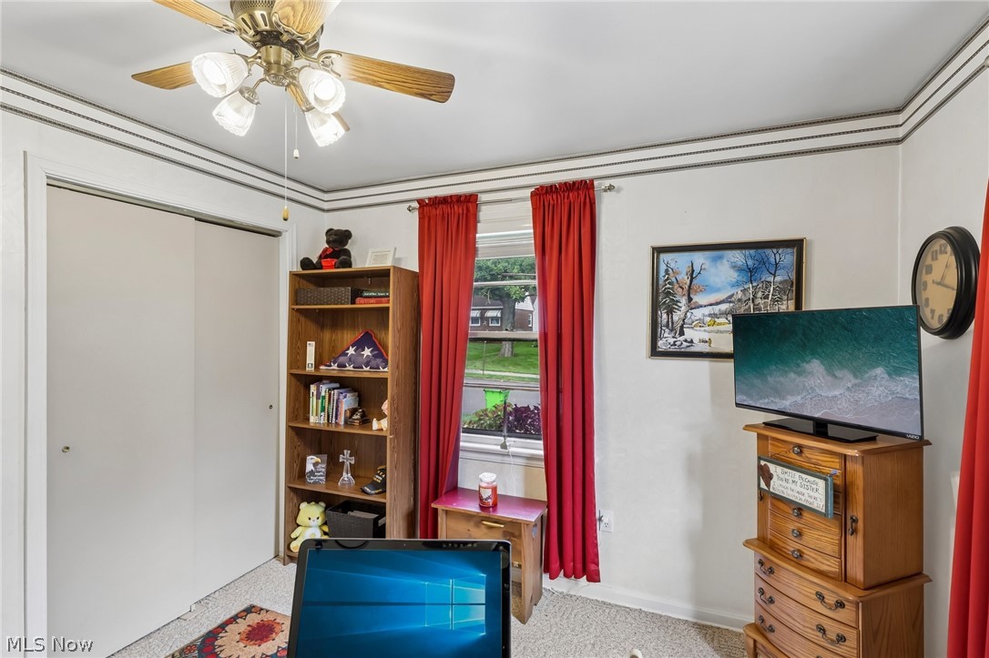 394 E Park Avenue Barberton OH 44203