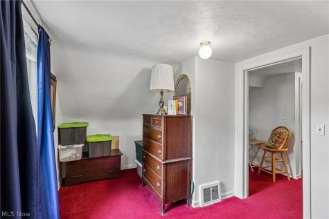 394 E Park Avenue Barberton OH 44203