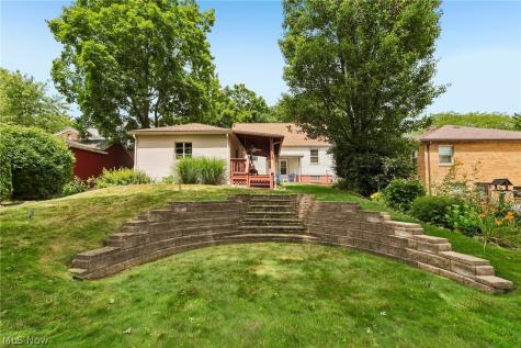 394 E Park Avenue Barberton OH 44203