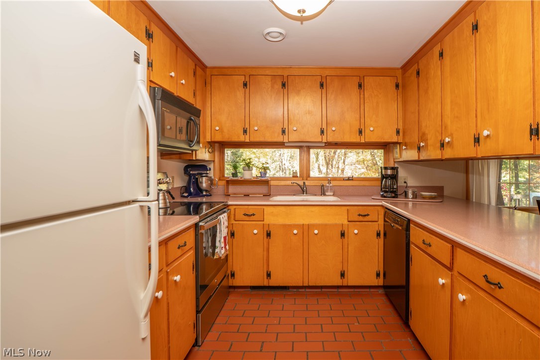 2221 Devonshire Drive NW Canton OH 44708
