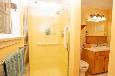 2221 Devonshire Drive NW Canton OH 44708