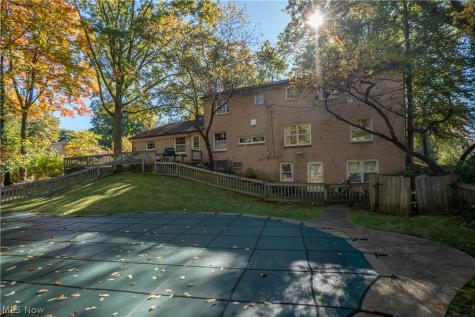 2221 Devonshire Drive NW Canton OH 44708