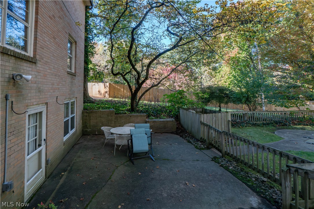 2221 Devonshire Drive NW Canton OH 44708