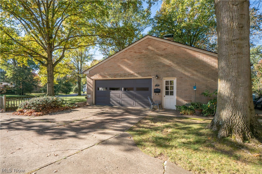 2221 Devonshire Drive NW Canton OH 44708