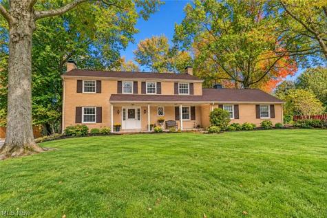 2221 Devonshire Drive NW Canton OH 44708