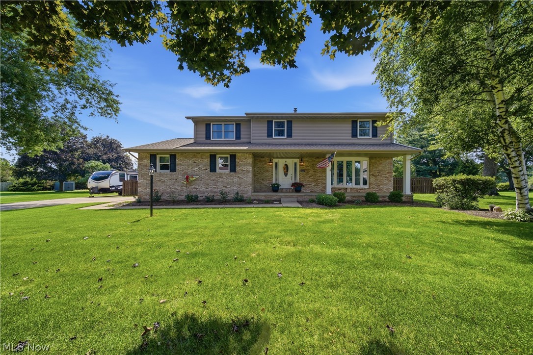 1068 Shelview Circle NW Uniontown OH 44685