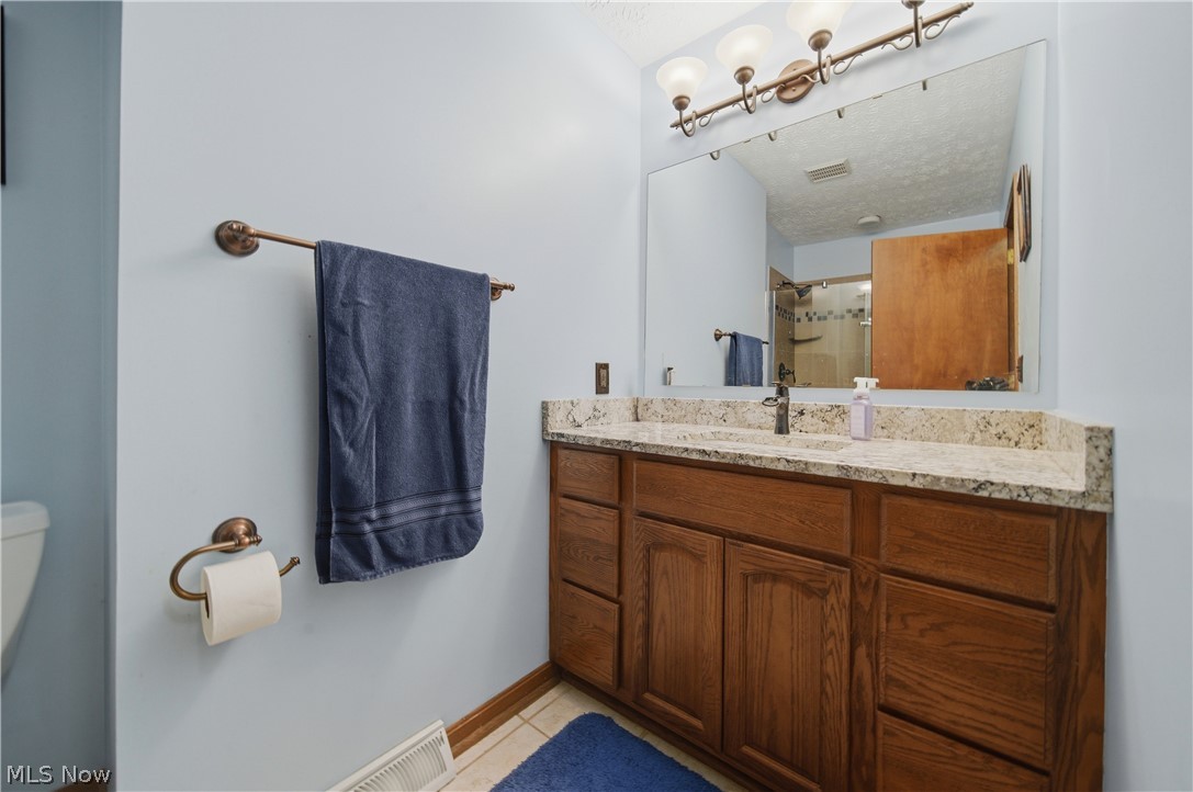 1068 Shelview Circle NW Uniontown OH 44685