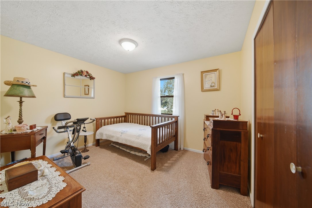 1068 Shelview Circle NW Uniontown OH 44685