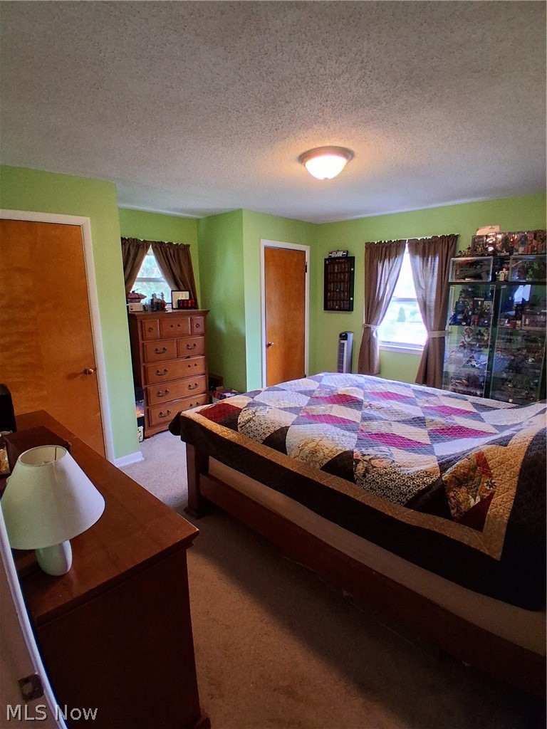 68490 Elm Street Bridgeport OH 43912