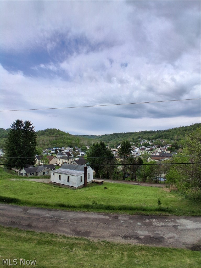 68490 Elm Street Bridgeport OH 43912