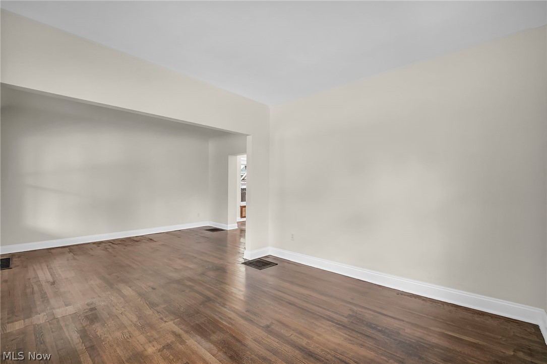 1515 Orchard Grove Avenue Lakewood OH 44107