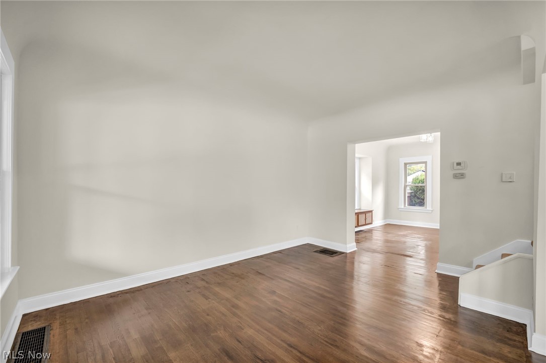 1515 Orchard Grove Avenue Lakewood OH 44107