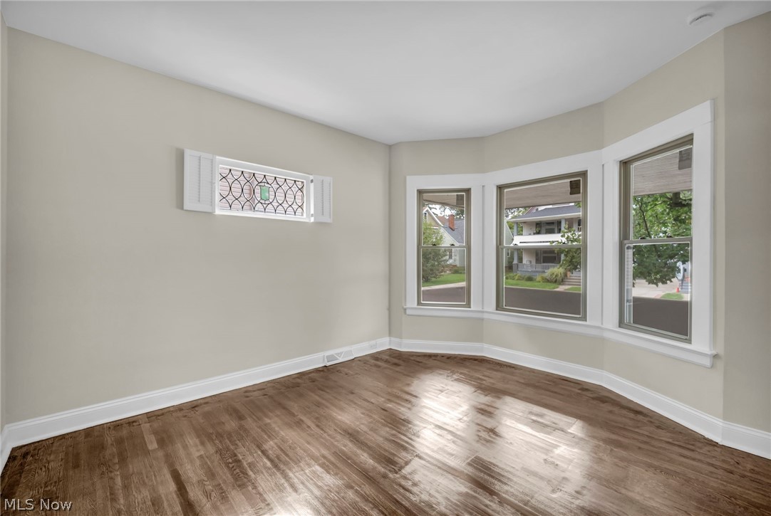 1515 Orchard Grove Avenue Lakewood OH 44107