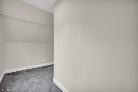 1515 Orchard Grove Avenue Lakewood OH 44107