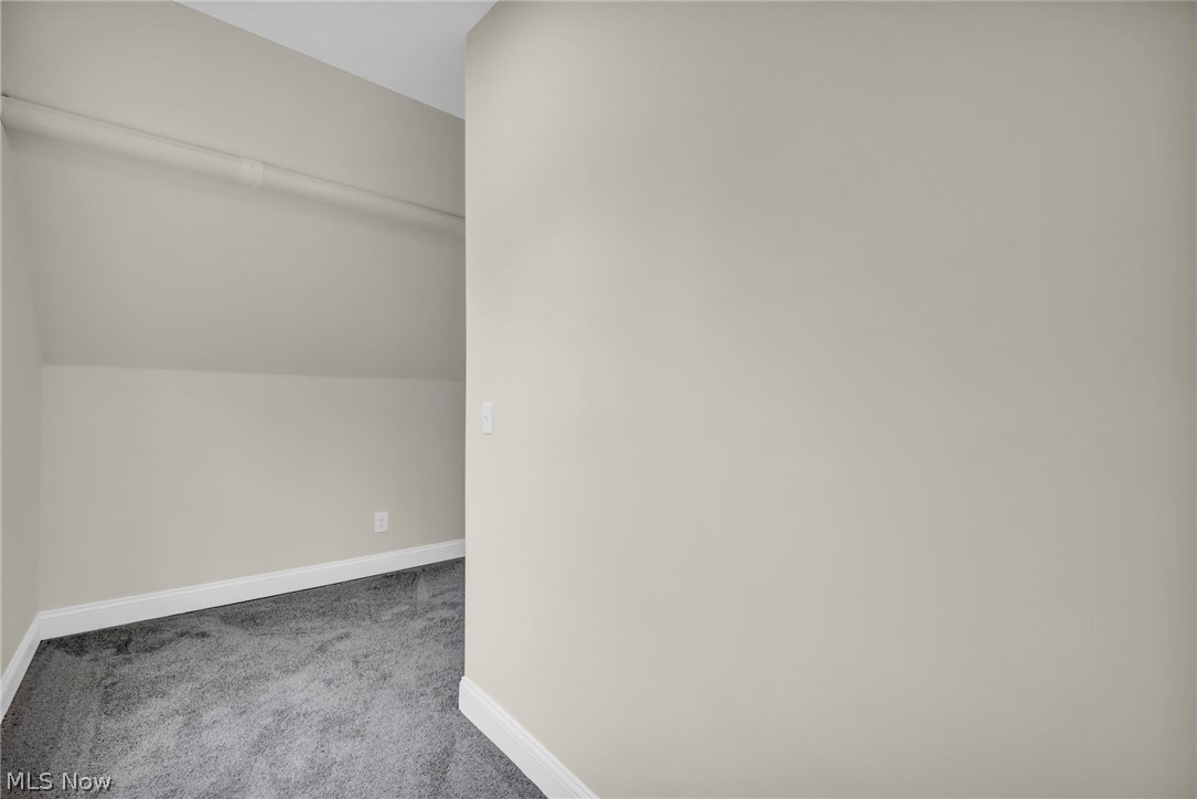 1515 Orchard Grove Avenue Lakewood OH 44107