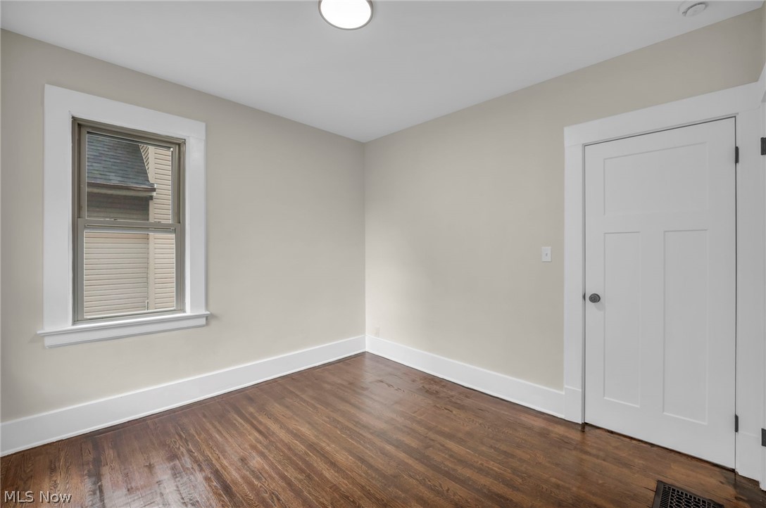 1515 Orchard Grove Avenue Lakewood OH 44107