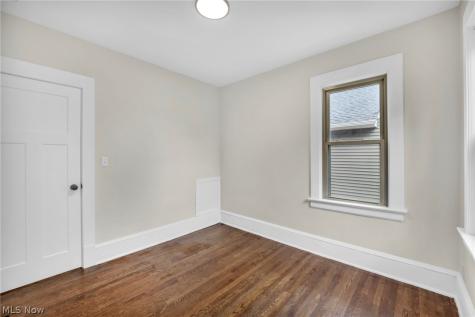 1515 Orchard Grove Avenue Lakewood OH 44107