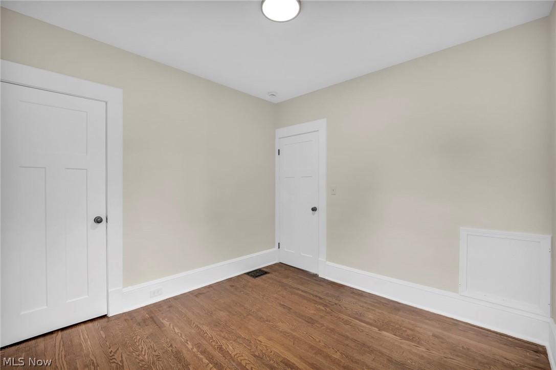 1515 Orchard Grove Avenue Lakewood OH 44107
