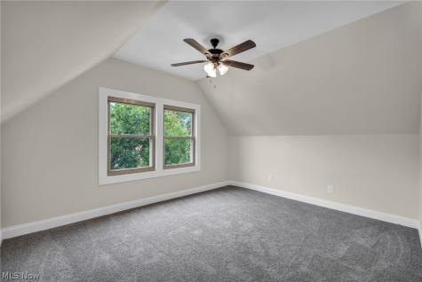 1515 Orchard Grove Avenue Lakewood OH 44107